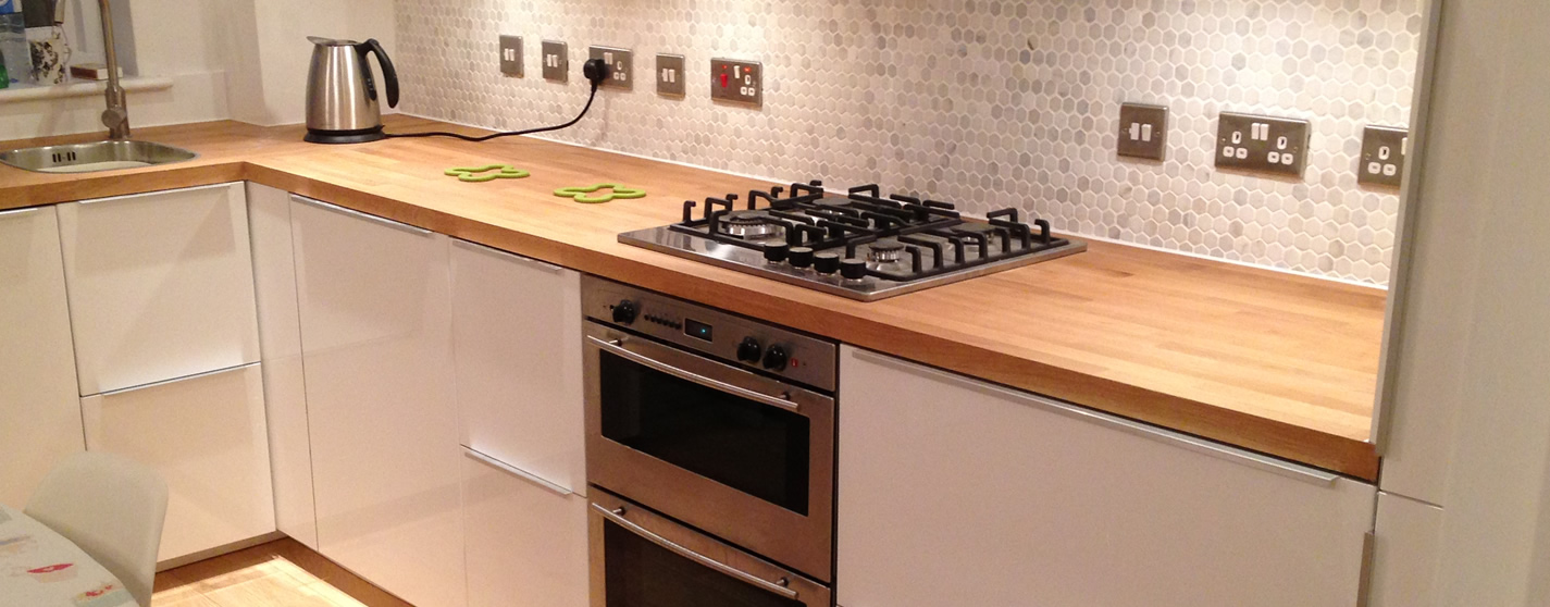 AAA Contractors for complete Kitchen fitting